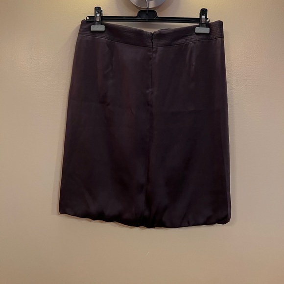 brown Hugo Boss satin skirt - knee length - Picture 4 of 4